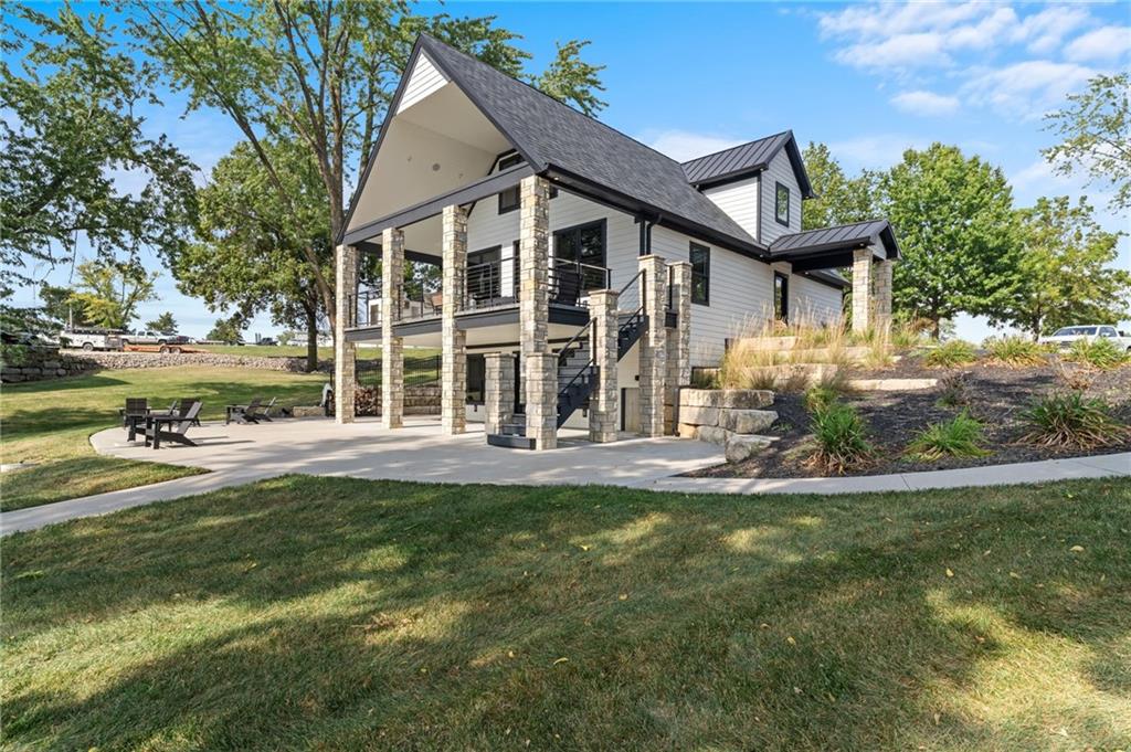 02 Angler Point, Gallatin, MO 64640